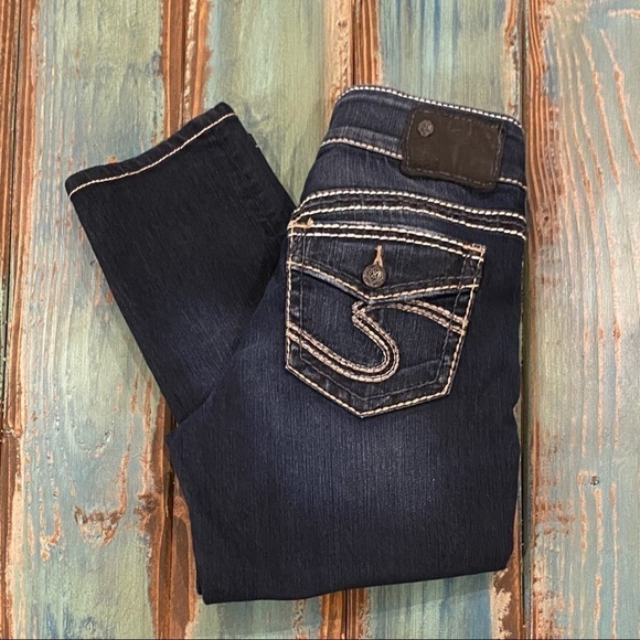Silver Jeans Suki Skinny Low Rise Sz 27 (3/4) Dark Wash Jeans Back Flap Pockets - Picture 4 of 16